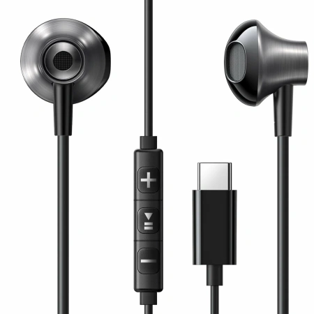 35756 Проводные наушники UGREEN EP106 Wired Earphones Type-C. Цвет: черный
